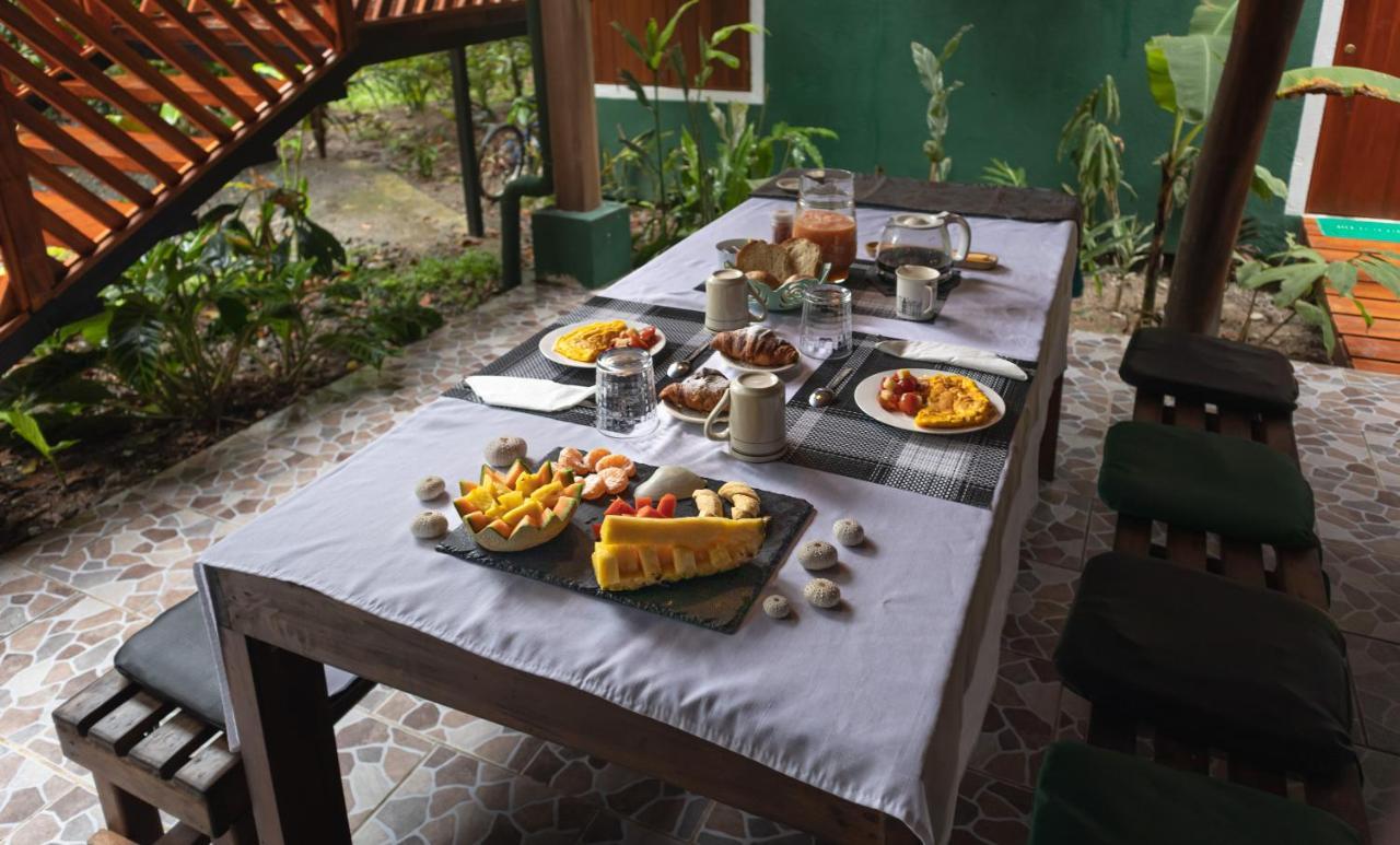 Hotel Boutique The Green Jungle House Puerto Viejo de Talamanca エクステリア 写真